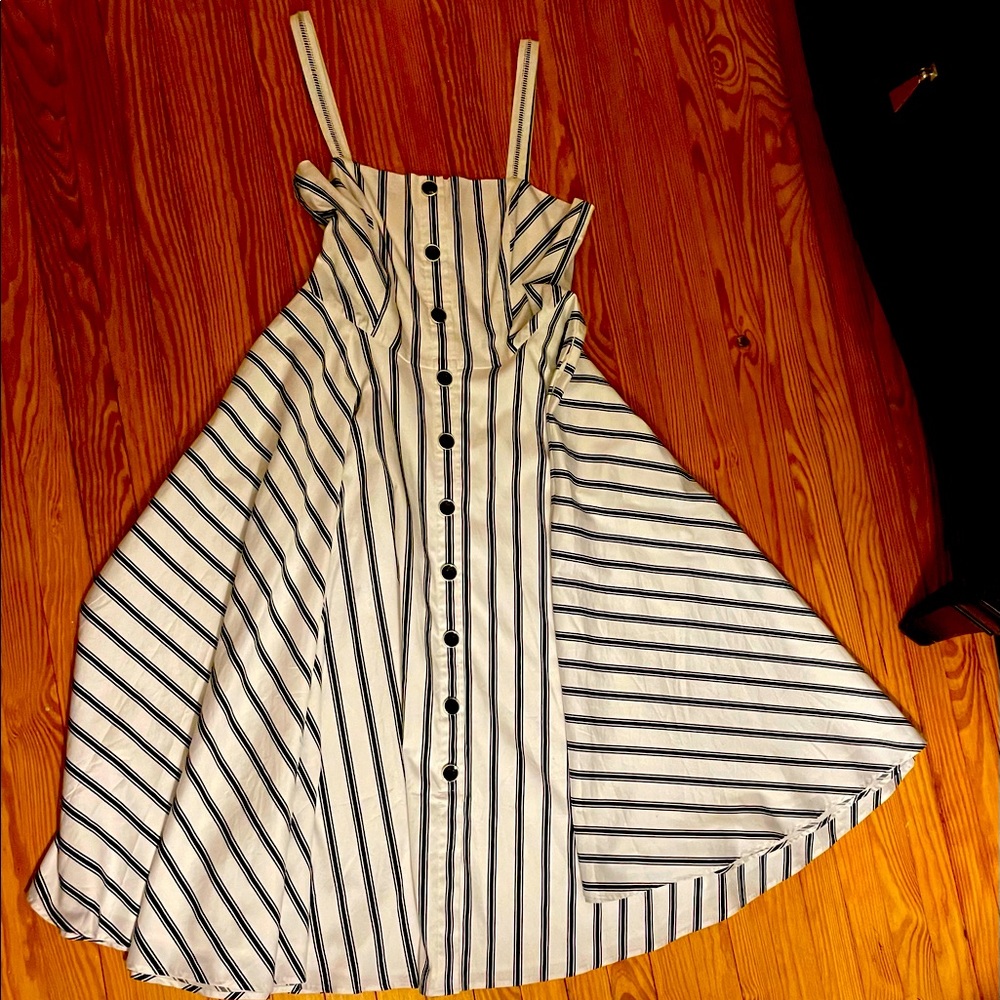 White House Black Market black and white button front dress